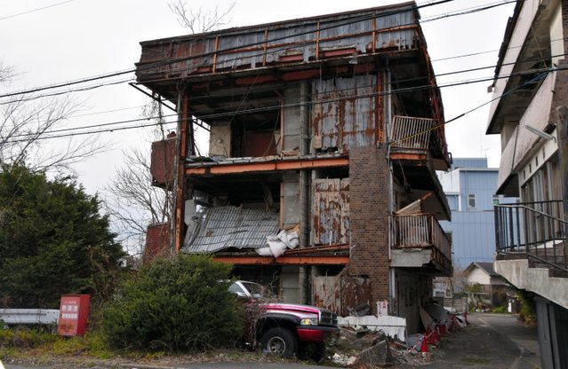 廃墟マンションの解体 株式会社イエステージkai 和歌山の不動産売却 購入仲介